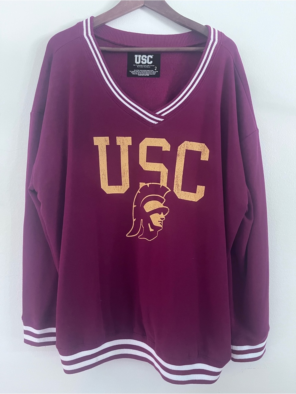 Torrid by Goodie Sleeves Sweatshirt USC Trojans V Neck Size 2 (2X or 18-20)
